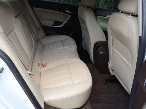 Used 2012 Buick Regal Premium FWD image 44