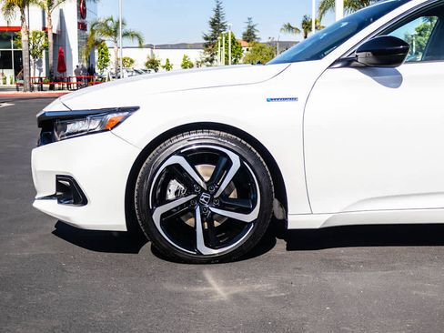 Used 2022 Honda Accord Sport image 9