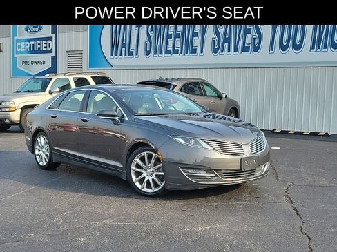 Used 2016 Lincoln MKZ w/ Equipment Group 300A Reserve FWD image 31
