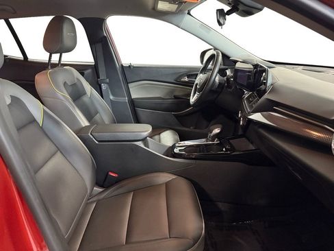 Used 2024 Chevrolet Trax ACTIV w/ Driver Confidence Package FWD image 13