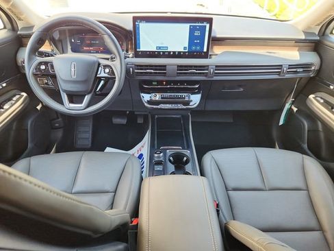 New 2025 Lincoln Corsair Grand Touring image 11