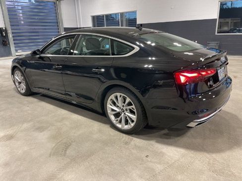 Used 2022 Audi A5 2.0T Premium image 5