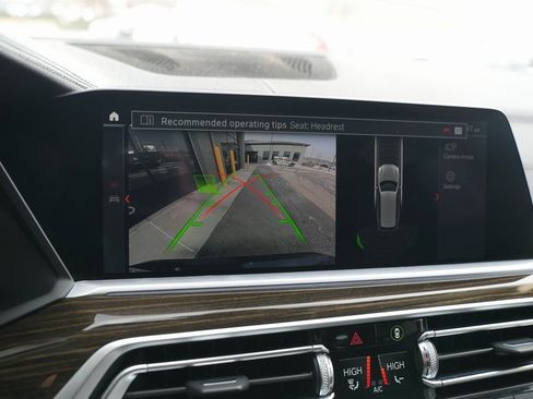 Used 2020 BMW X7 xDrive40i w/ Luxury Seating Package image 31