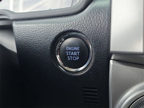 Used 2020 Toyota 4Runner Limited image 32