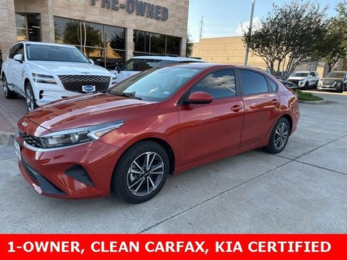 Certified 2023 Kia Forte LXS image 1