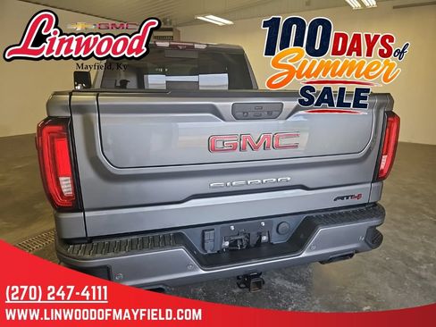 Used 2020 GMC Sierra 1500 AT4 w/ AT4 Premium Package AWD/4WD image 4