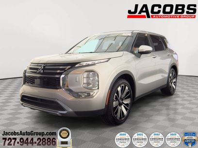 Used 2025 Mitsubishi Outlander SE