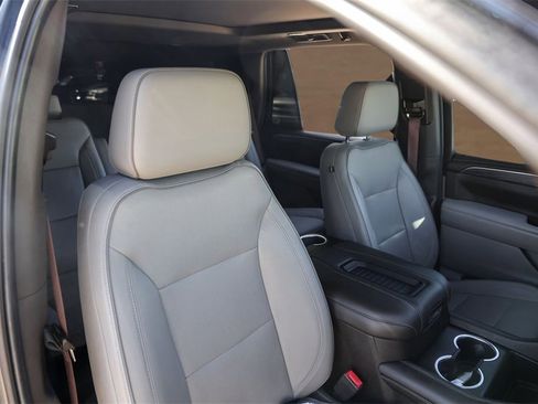 Used 2021 GMC Yukon SLT w/ SLT Luxury Plus Package image 29