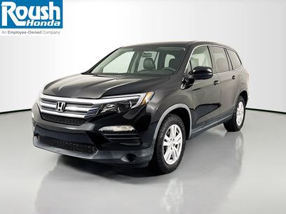 Certified 2017 Honda Pilot LX