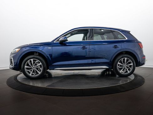 Certified 2023 Audi Q5 2.0T Premium w/ Convenience Package AWD/4WD image 6
