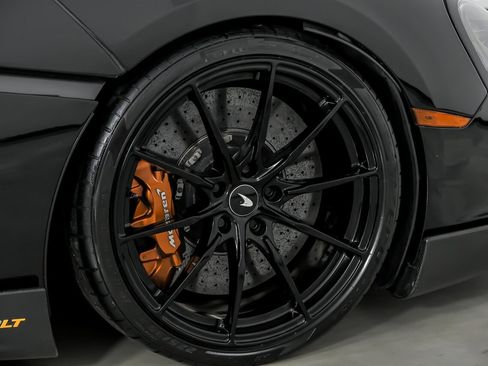 Used 2020 McLaren 600LT Spider image 18