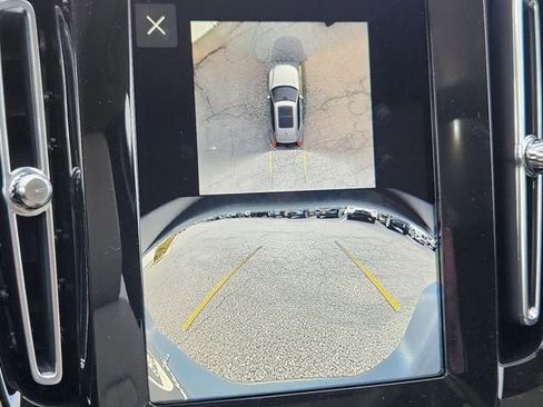 New 2026 Volvo XC40 B5 Plus w/ Protection Package Premier image 21