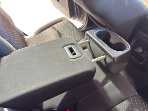 Used 2016 Dodge Journey SE image 27