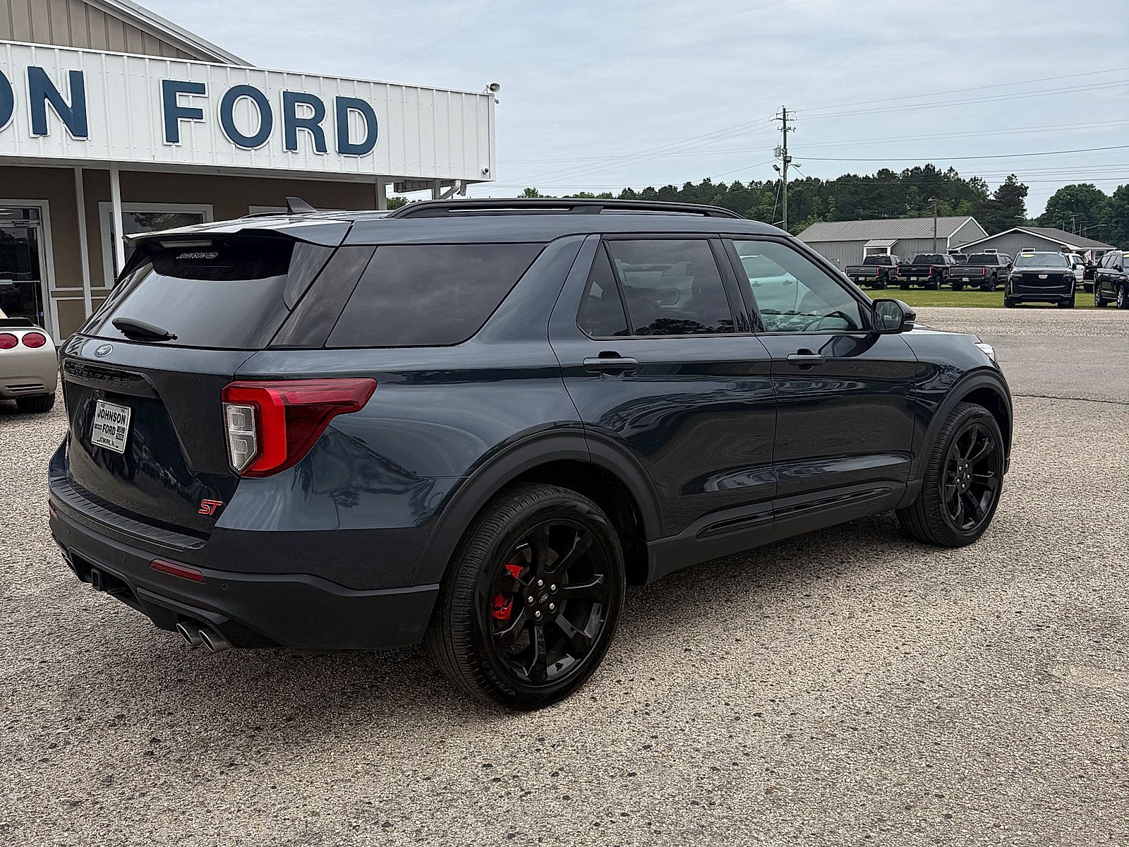 Used 2023 Ford Explorer ST w/ Equipment Group 401A AWD/4WD image 6