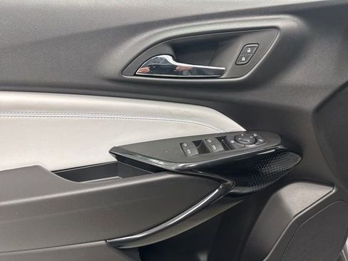 New 2026 Chevrolet Trax LT w/ Driver Confidence Package FWD image 9