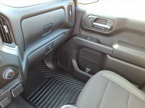 Used 2026 Chevrolet Silverado 1500 Custom image 32