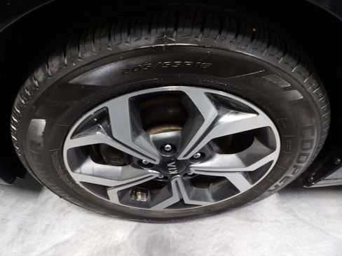 Used 2021 Kia Forte LXS FWD image 20
