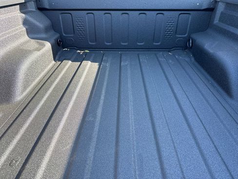 New 2026 Jeep Gladiator Sport AWD/4WD image 11