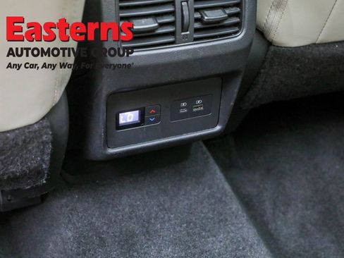 Used 2023 Nissan Rogue SL w/ SL Premium Package image 24