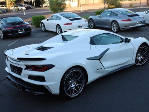 Used 2024 Chevrolet Corvette Z06 RWD image 58