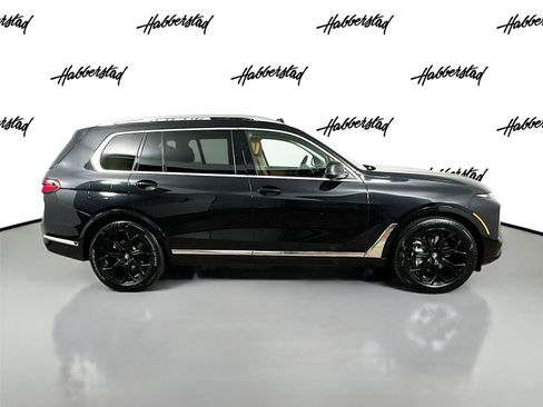 Certified 2023 BMW X7 xDrive40i w/ Premium Package image 4