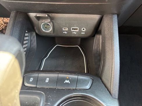 Used 2023 Chevrolet TrailBlazer LT FWD image 25