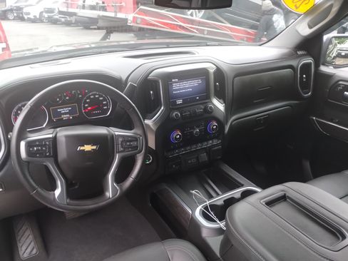 Used 2022 Chevrolet Silverado 1500 LTZ w/ Safety Package II image 18