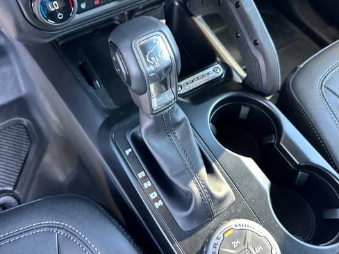 New 2025 Ford Bronco Badlands AWD/4WD image 26