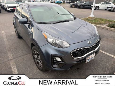 Used 2020 Kia Sportage LX image 1