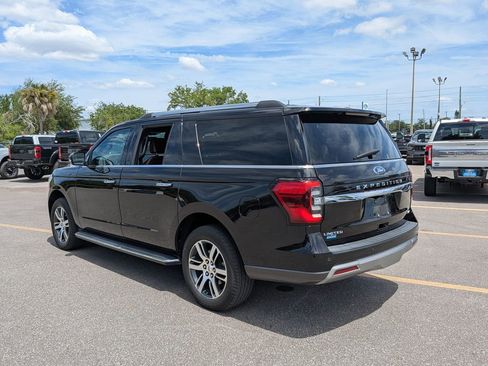 Used 2022 Ford Expedition Max Limited image 5