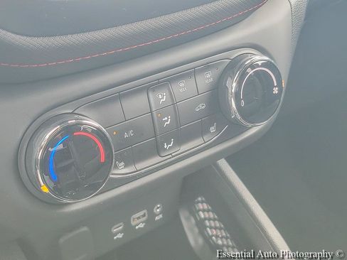 Certified 2022 Chevrolet TrailBlazer RS FWD image 18
