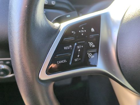 Used 2024 Mercedes-Benz EQB 250+ image 16