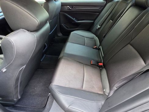 Used 2019 Honda Accord Sport image 8