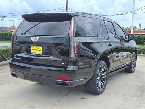 Used 2024 Cadillac Escalade Sport Platinum w/ Heavy-Duty Trailer Package AWD/4WD image 2