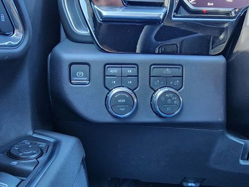 New 2026 GMC Sierra 1500 Elevation w/ X31 Off-Road Package AWD/4WD image 19