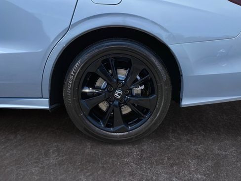 Used 2024 Honda Odyssey Sport image 10