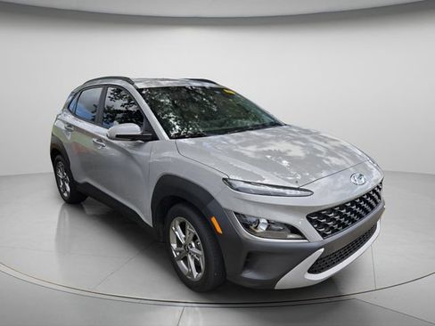Used 2023 Hyundai Kona SEL w/ Cargo Package AWD/4WD image 4