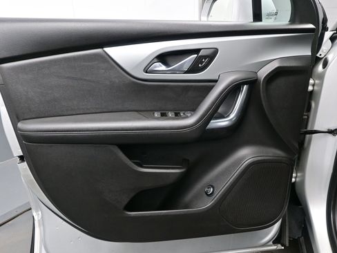 Used 2020 Chevrolet Blazer LT image 9