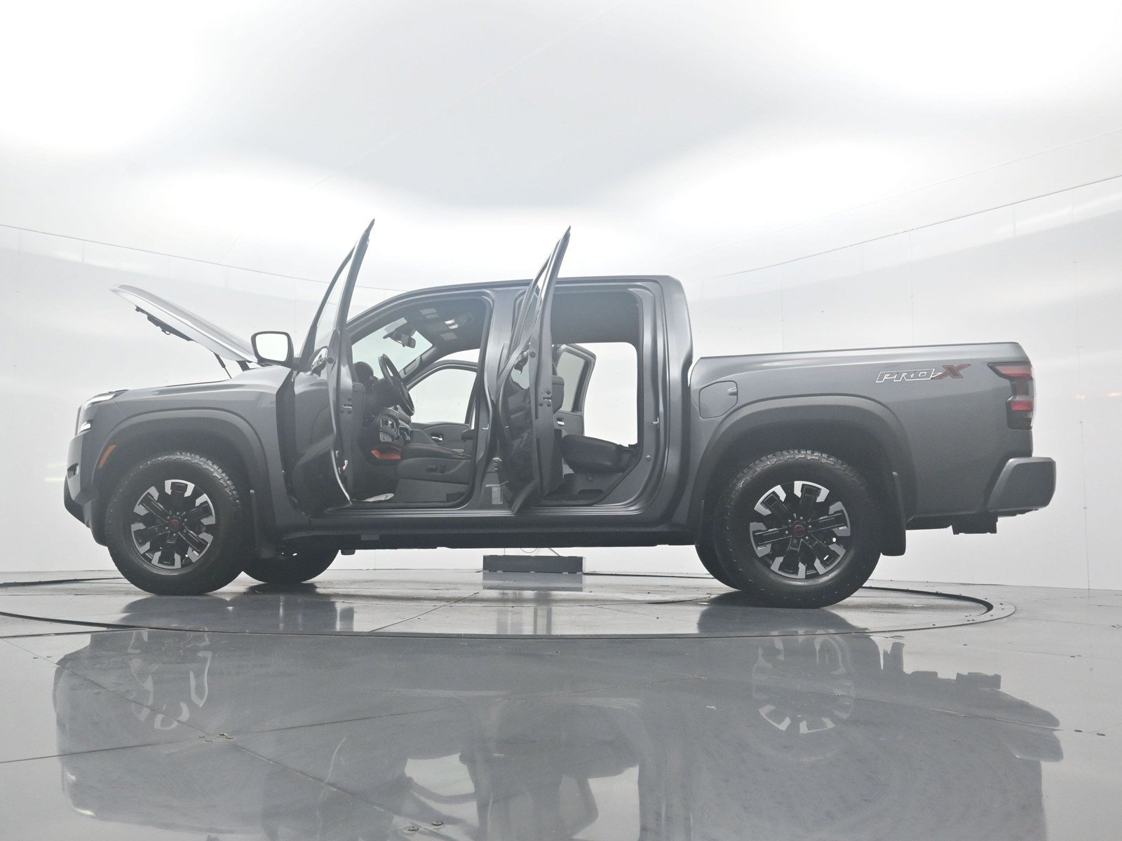 Used 2024 Nissan Frontier Pro-X w/ Pro Convenience Package RWD image 37