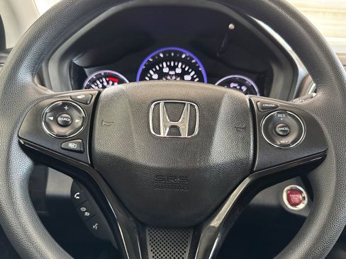 Used 2018 Honda HR-V EX image 29