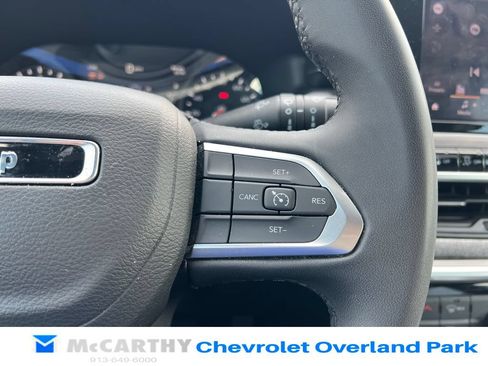 Used 2025 Jeep Compass Latitude AWD/4WD image 13