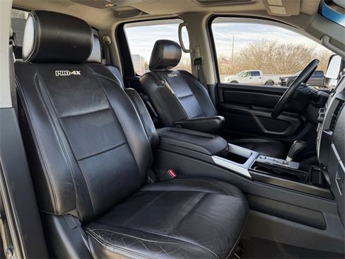 Used 2015 Nissan Titan PRO-4X w/ Pro-4x Luxury Package image 32