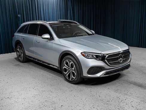 New 2025 Mercedes-Benz E 450 4MATIC All-Terrain Wagon image 3