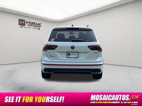 Used 2023 Volkswagen Tiguan SE R-Line AWD/4WD image 6