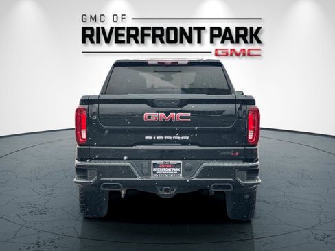 Used 2021 GMC Sierra 1500 AT4 w/ AT4 Value Package image 4