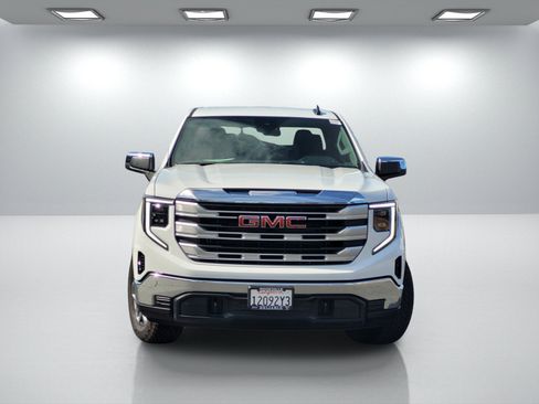 Used 2026 GMC Sierra 1500 SLE AWD/4WD image 2