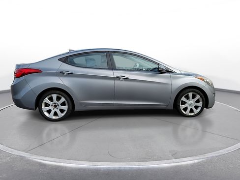 Used 2011 Hyundai Elantra Limited FWD image 9
