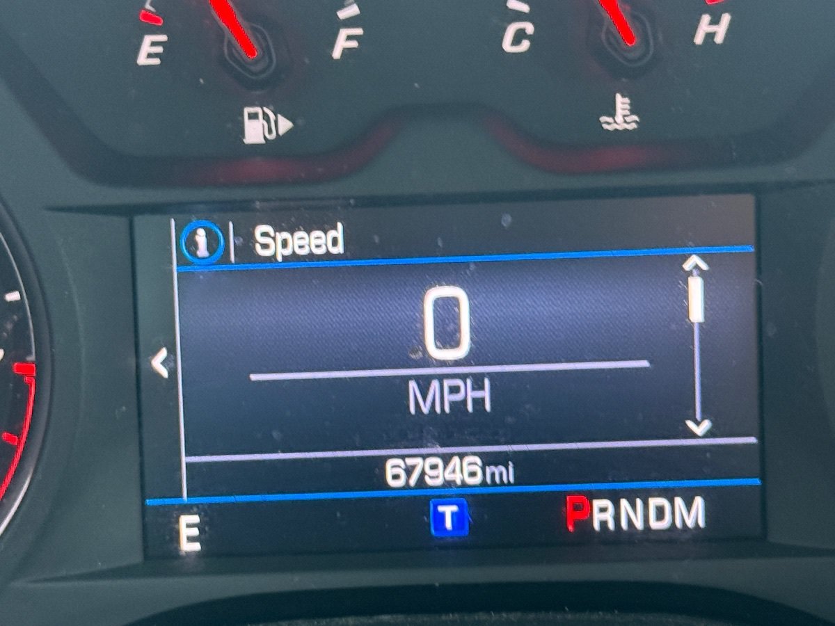 Used 2020 Chevrolet Camaro LT RWD image 22