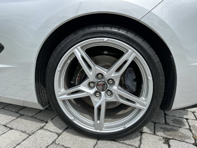 Used 2020 Chevrolet Corvette Stingray Preferred Conv w/ 2LT Preferred Equipment Group RWD image 11
