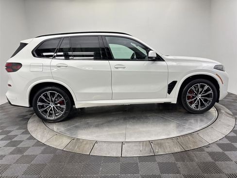 New 2026 BMW X5 xDrive40i image 17